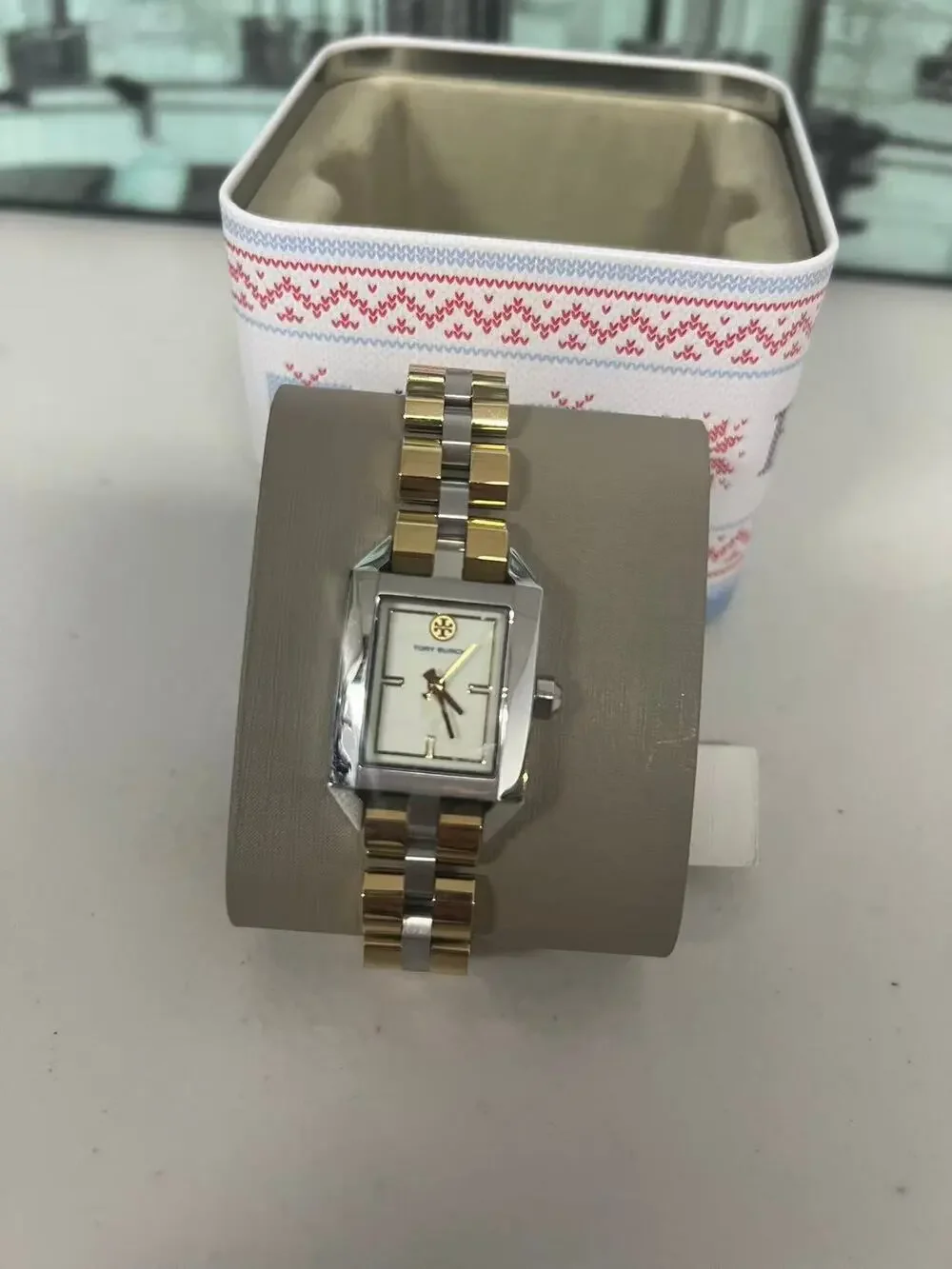 Tory Burch TBW1102 Women's Quartz Fashion Wrist Watch